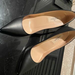 Authentic Valentino Pumps